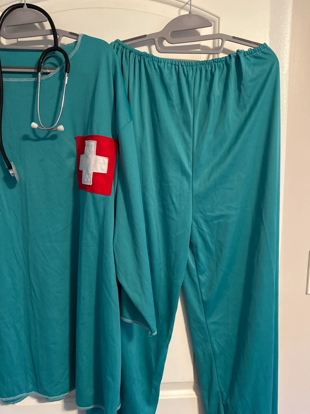 Teal Doctor Scrubs Costume with Stethoscope image indicator(2)