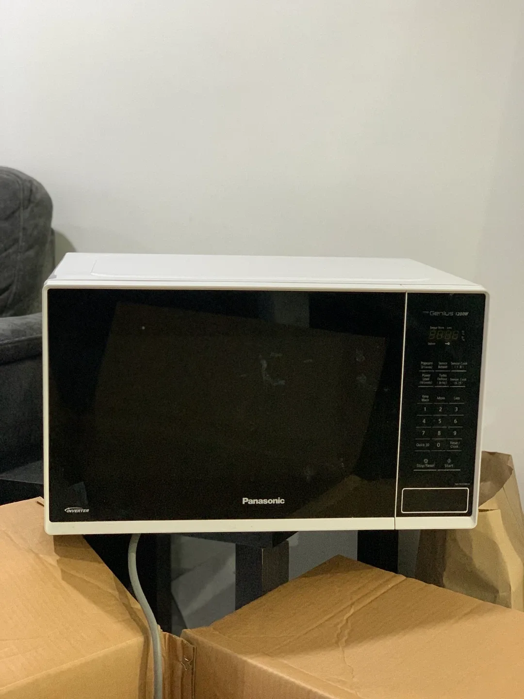 Panasonic The Genius Sensor Microwave - Black image indicator(4)