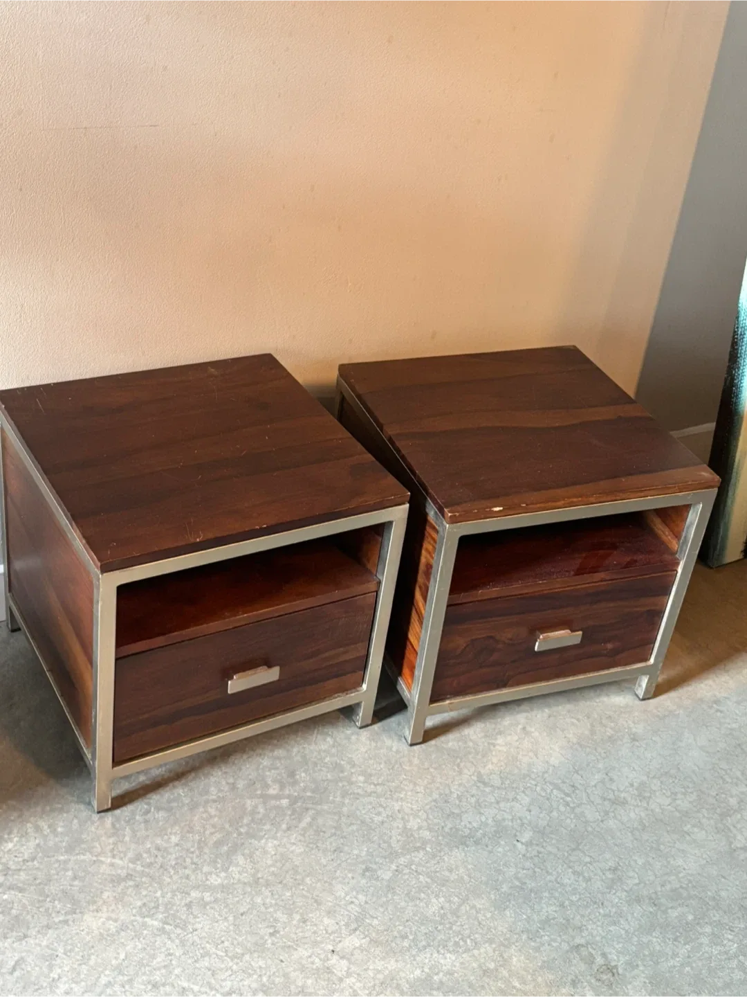 Set of two Brown Wood Nightstand with Drawer