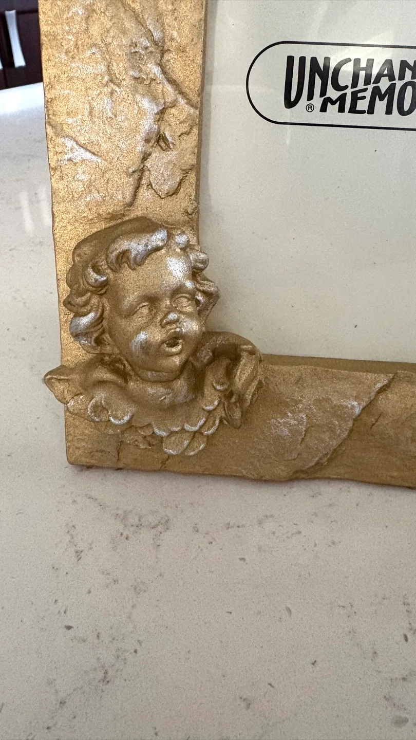 Stone Gold Picture Frame 6” x 7.5” - New image indicator(2)