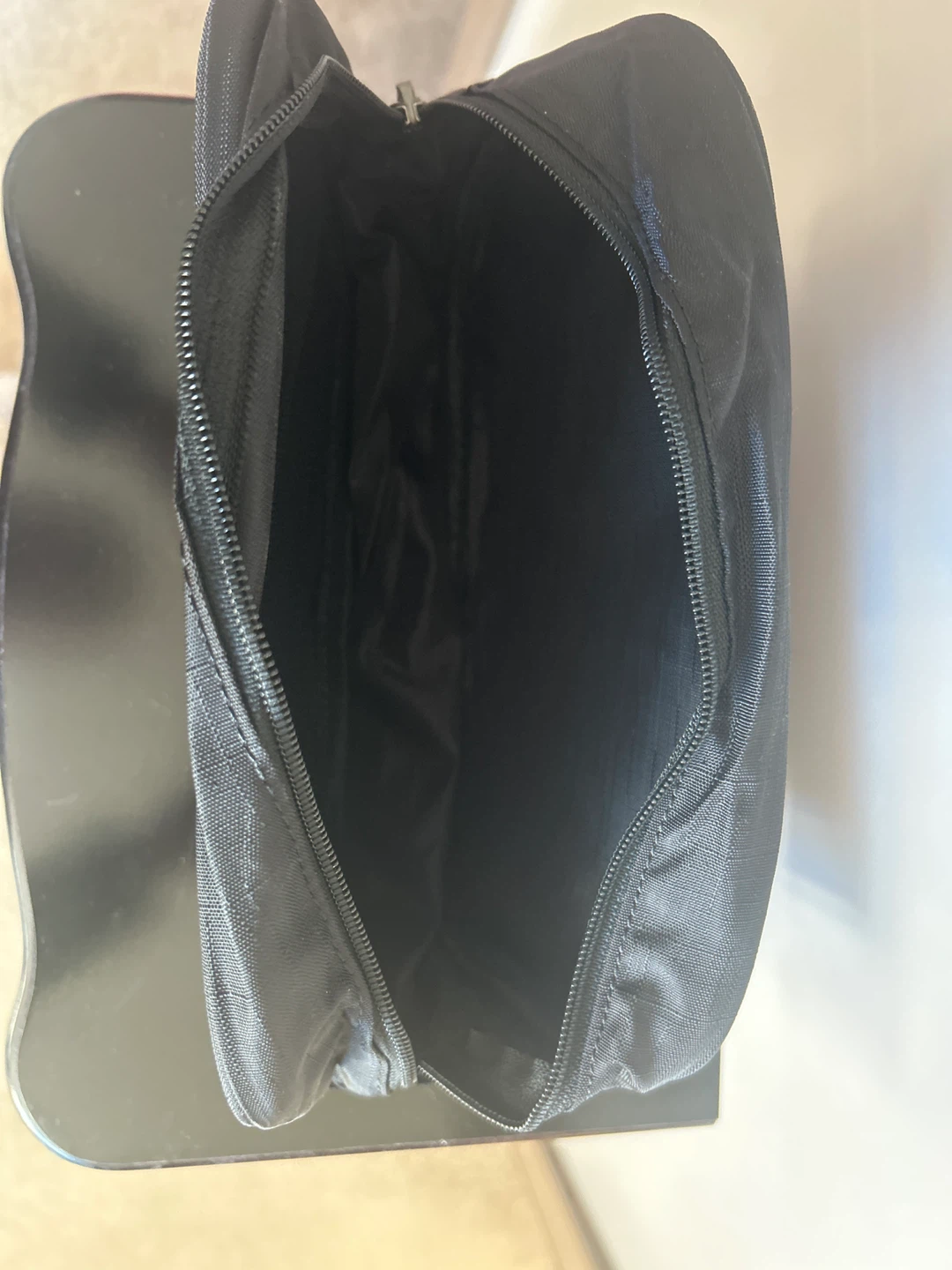 Black Travel Toiletry Bag - photo 2