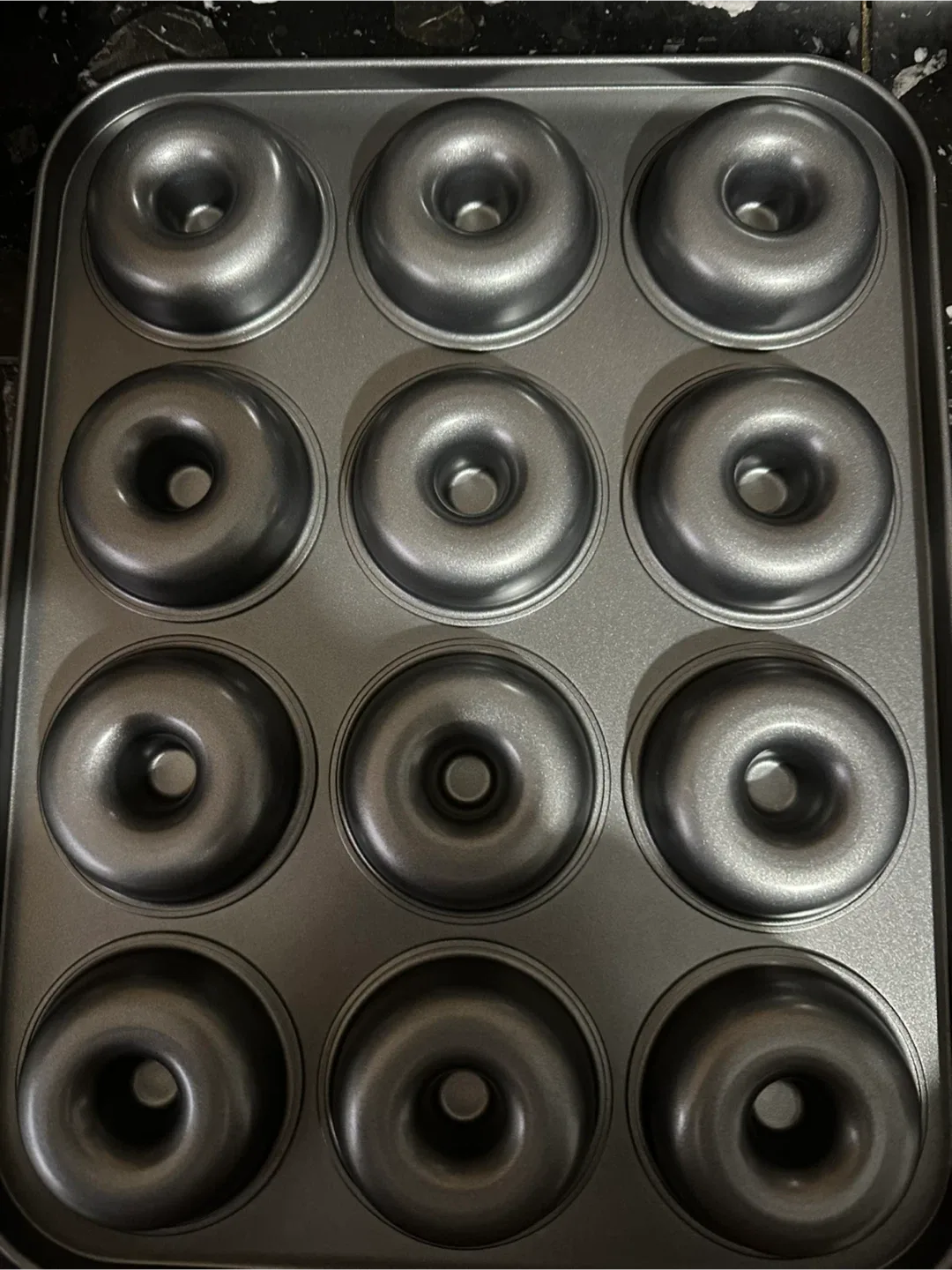Donut Baking Pan - 12 Cavity image indicator(4)
