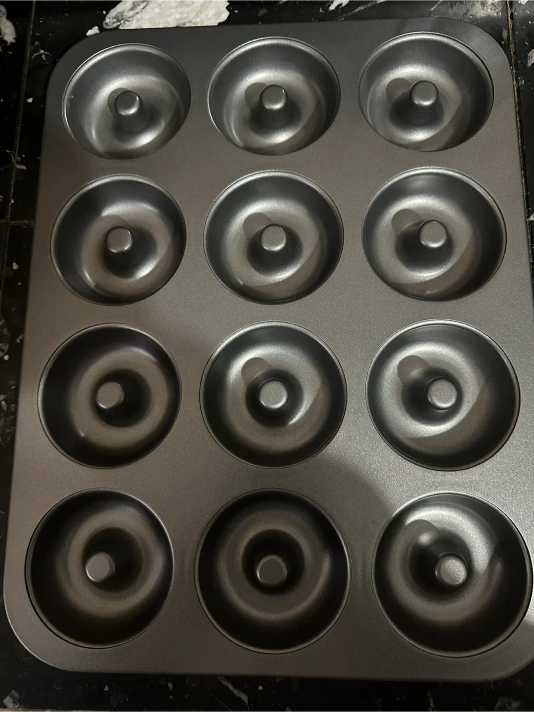 Donut Baking Pan - 12 Cavity image indicator(3)