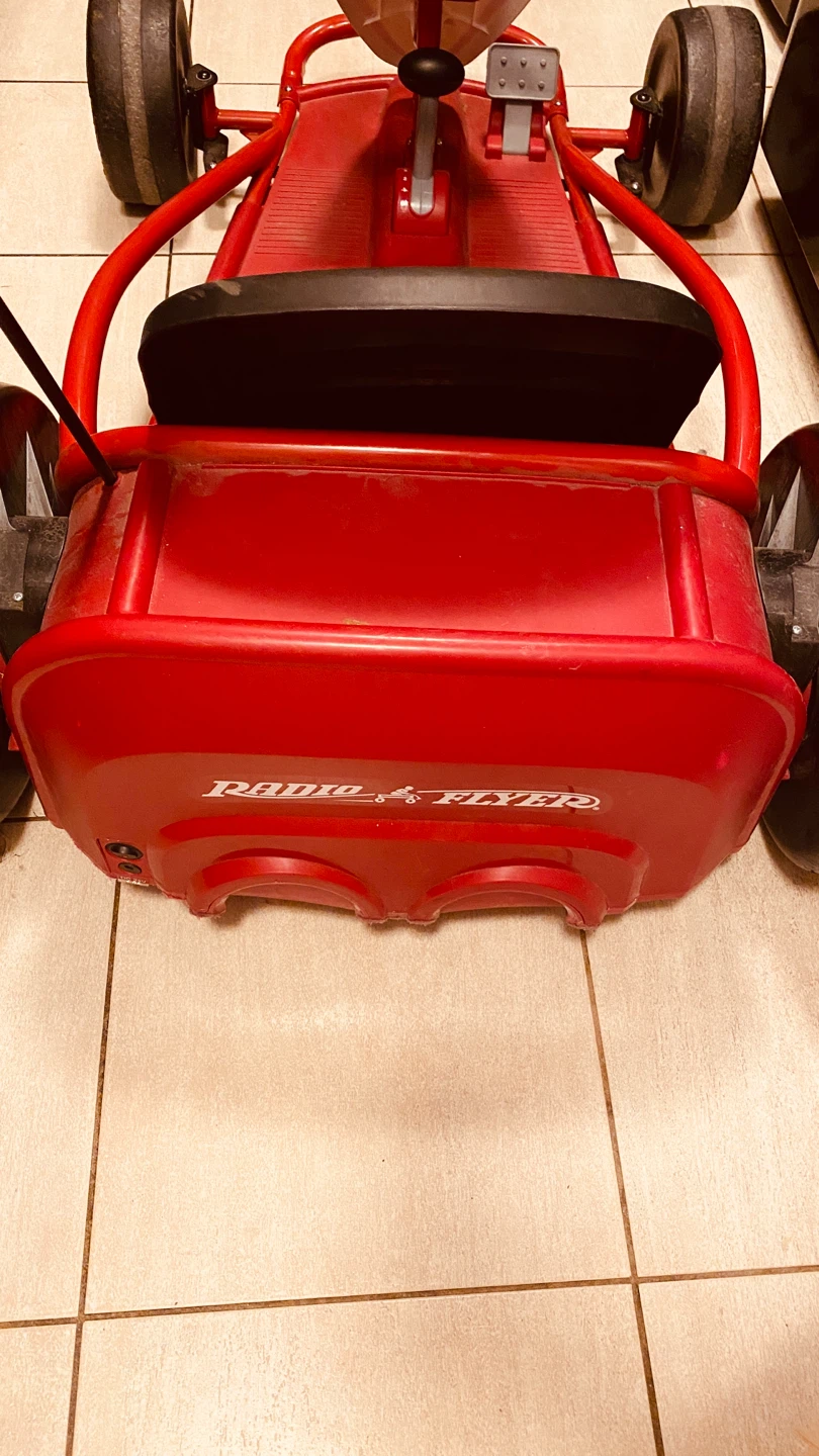 Radio Flyer Ultimate Go-Kart Toy, Red, Ages 3-8 - photo 3