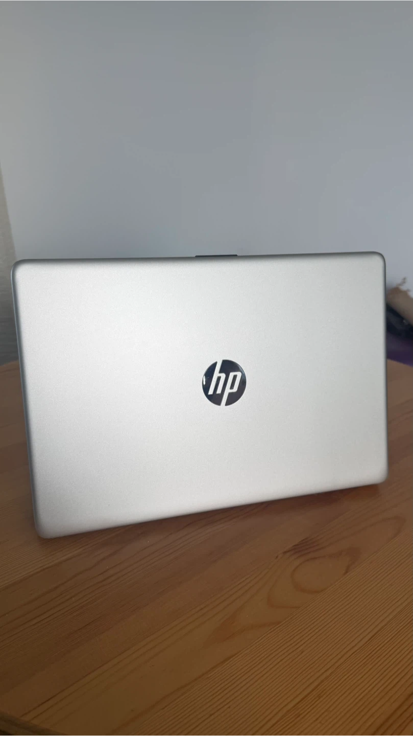HP 15T-DW300 15.6 inch - photo 3