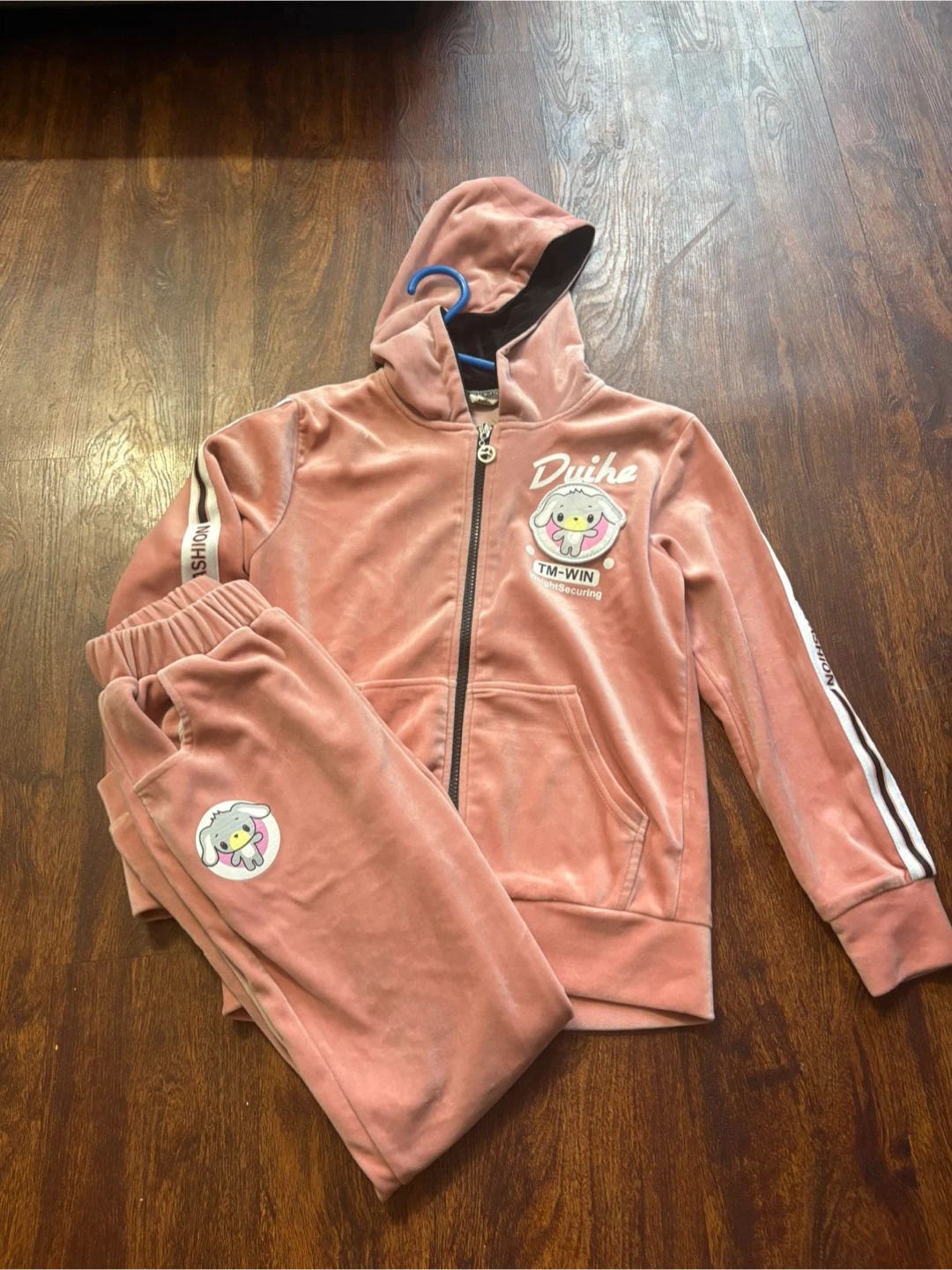 Duihe Kids' Velour Tracksuit - Size Unknown