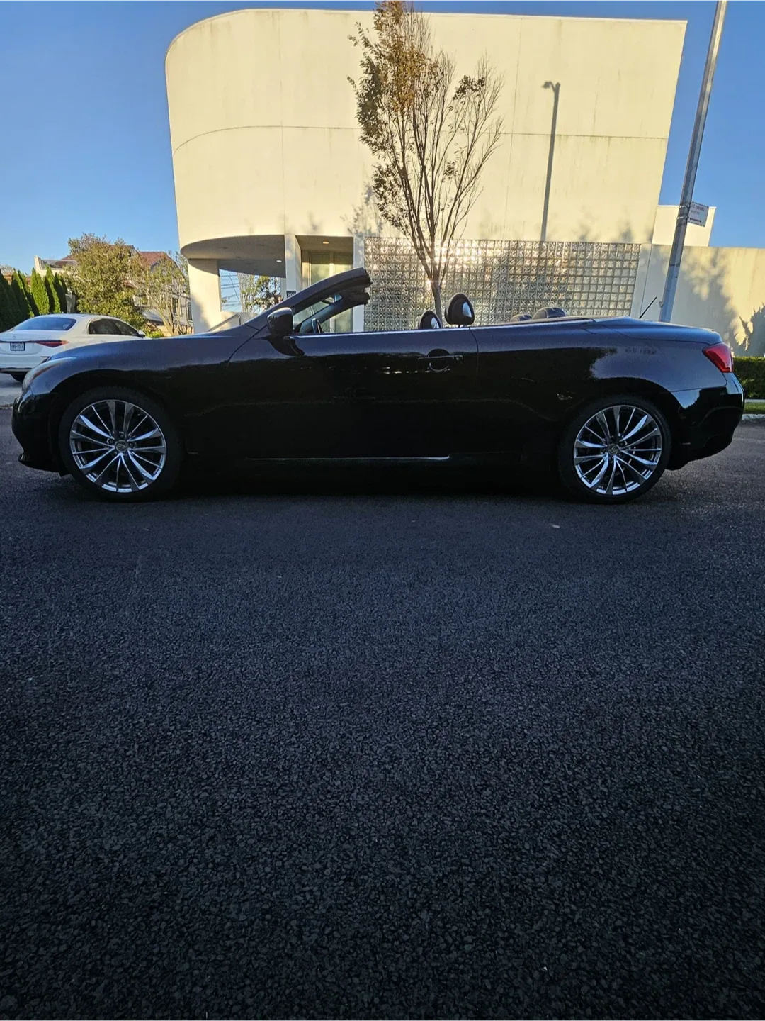 2011 Infiniti G37 coupe hardtop convertible image indicator(4)