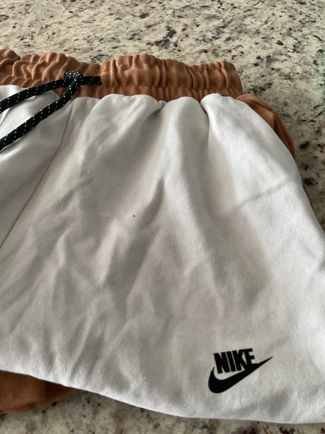 Nike Hoodie & Sweatpants Set - Brown/White image indicator(3)