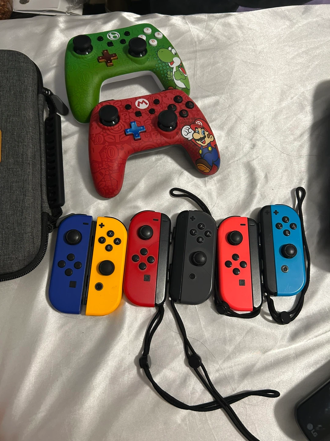 Nintendo Switch OLED Model + Games & Accessories - photo 4