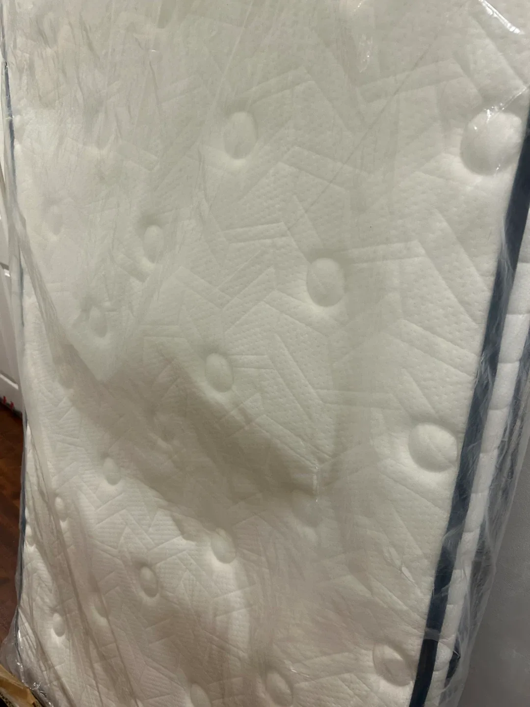 Mattress - Still in Plastic! - single image indicator(2)