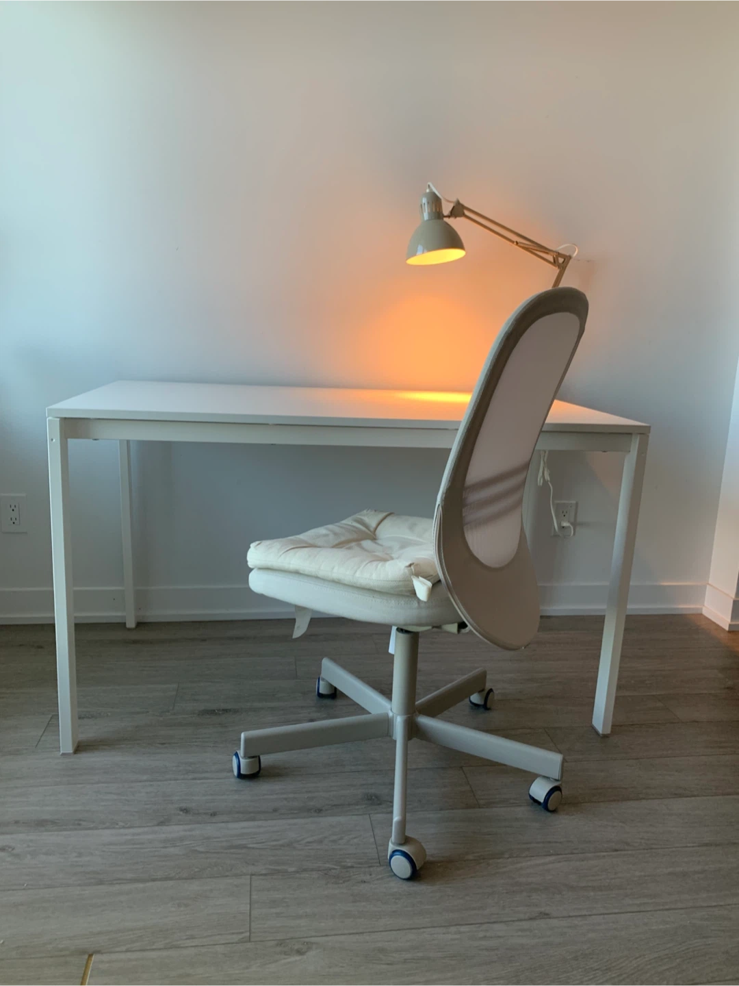 MOVING SELL‼️IKEA Desk and Chair set