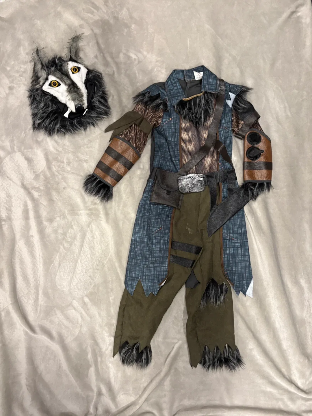 Kids' Halloween Costumes image indicator(2)