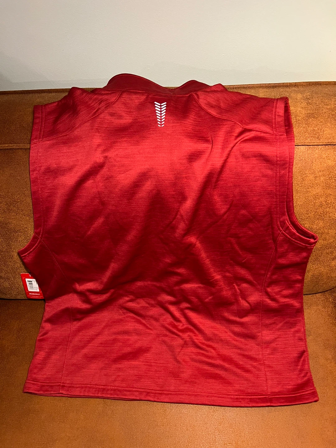 Running Room Red Sleeveless Vest - XXL - photo 3
