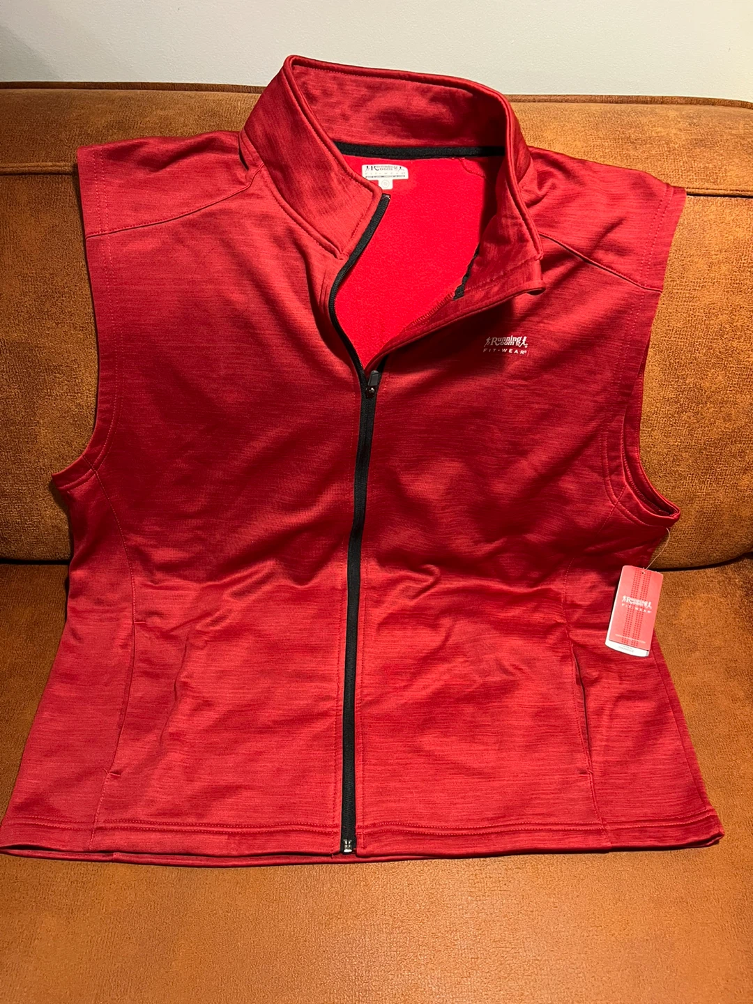 Running Room Red Sleeveless Vest - XXL