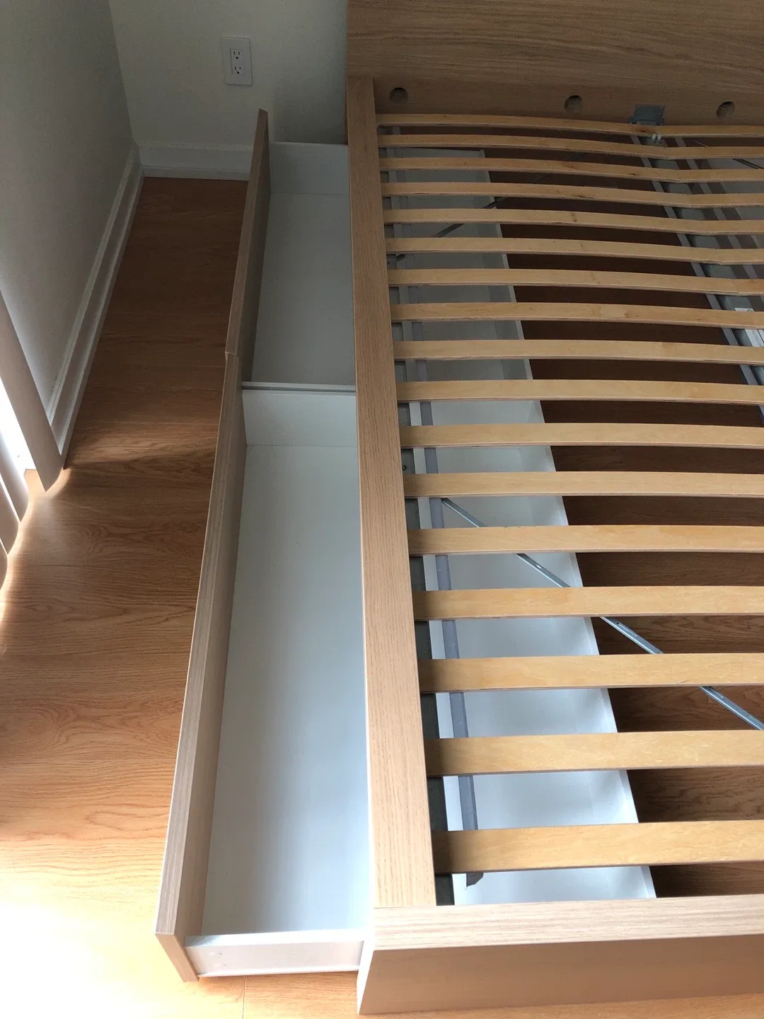 IKEA MALM High Bed Frame - Queen (No Mattress) image indicator(5)