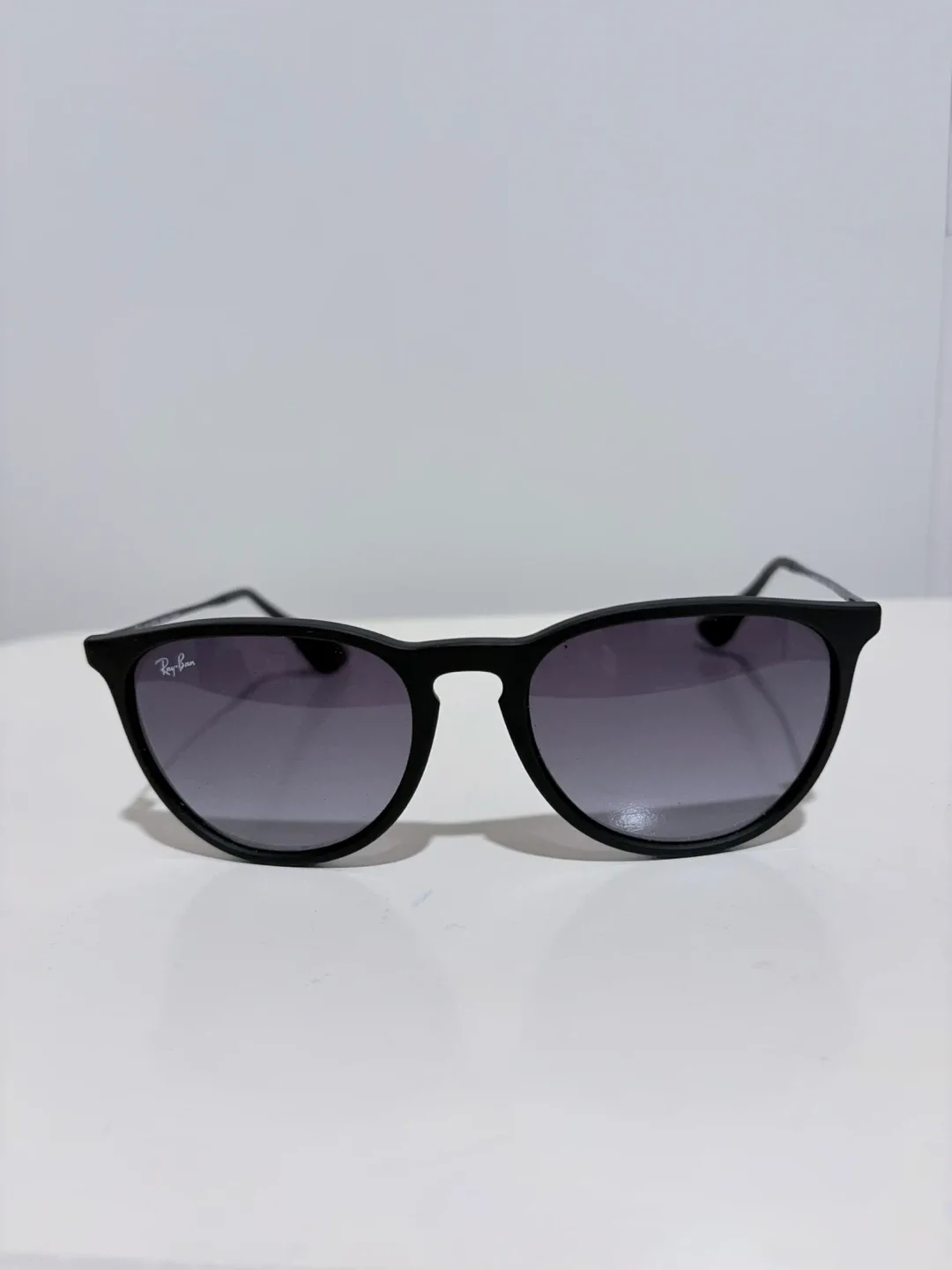 Ray Ban Sunglasses thumbnail