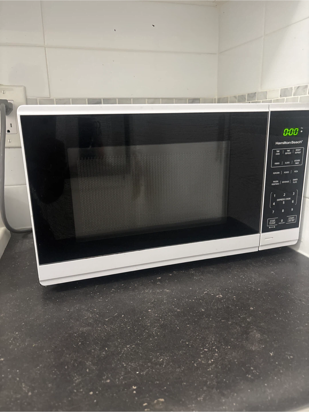 Hamilton Beach Microwave [Move out Sale]