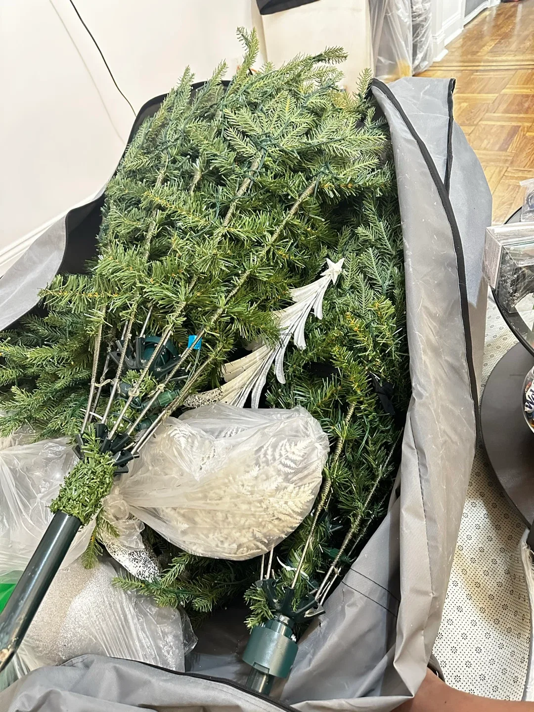 Artificial Christmas Tree image indicator(4)