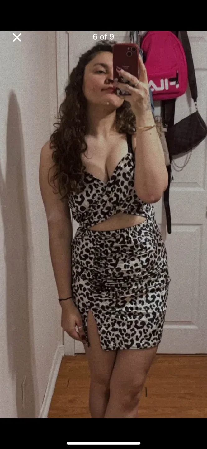 Dresses for sale image indicator(5)