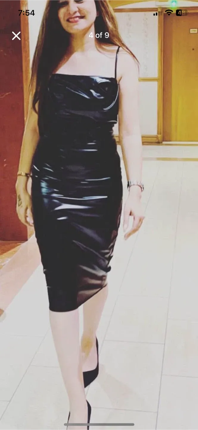 Dresses for sale image indicator(4)