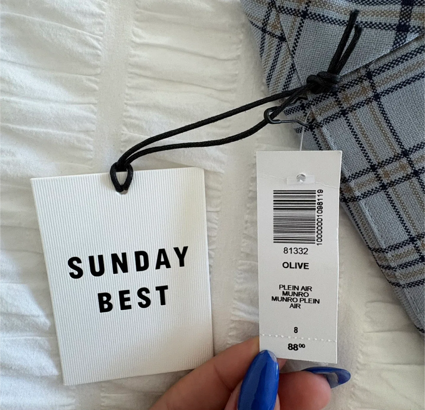 Aritzia Sunday Best Plein Air Munro Skirt image indicator(4)