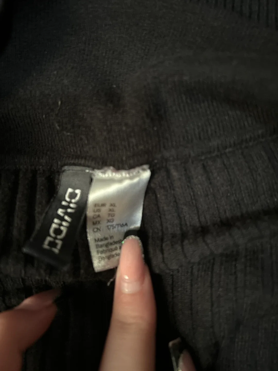 H&M Divided Black Knit Top - XL image indicator(2)