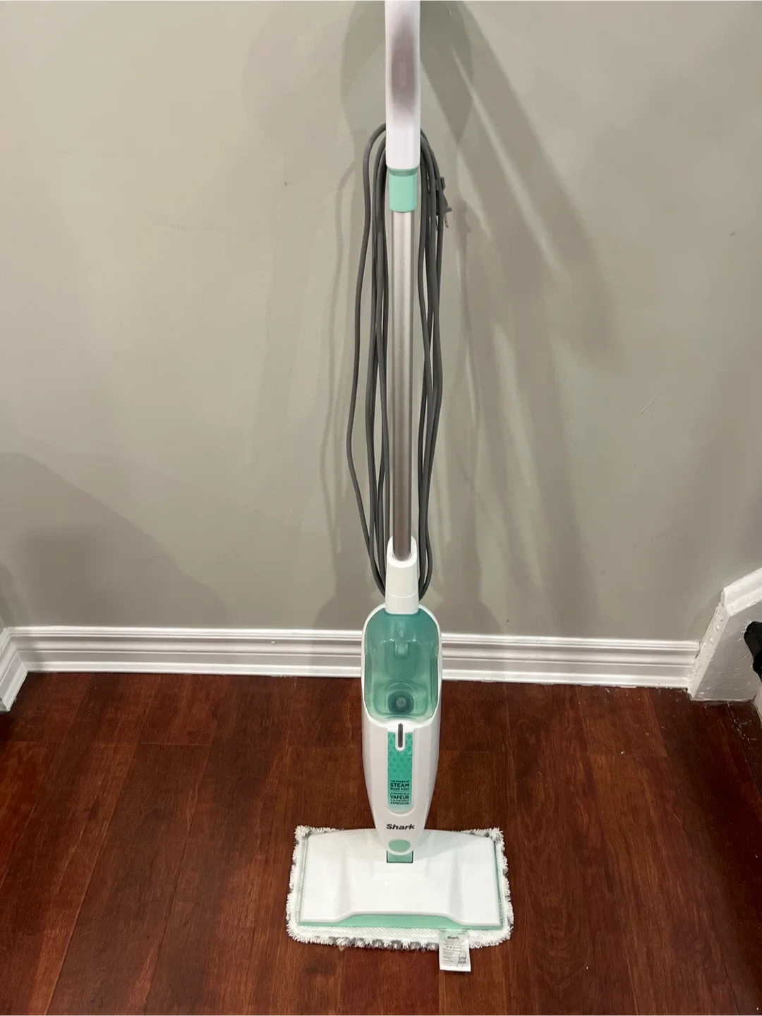 Shark Steam Mop thumbnail