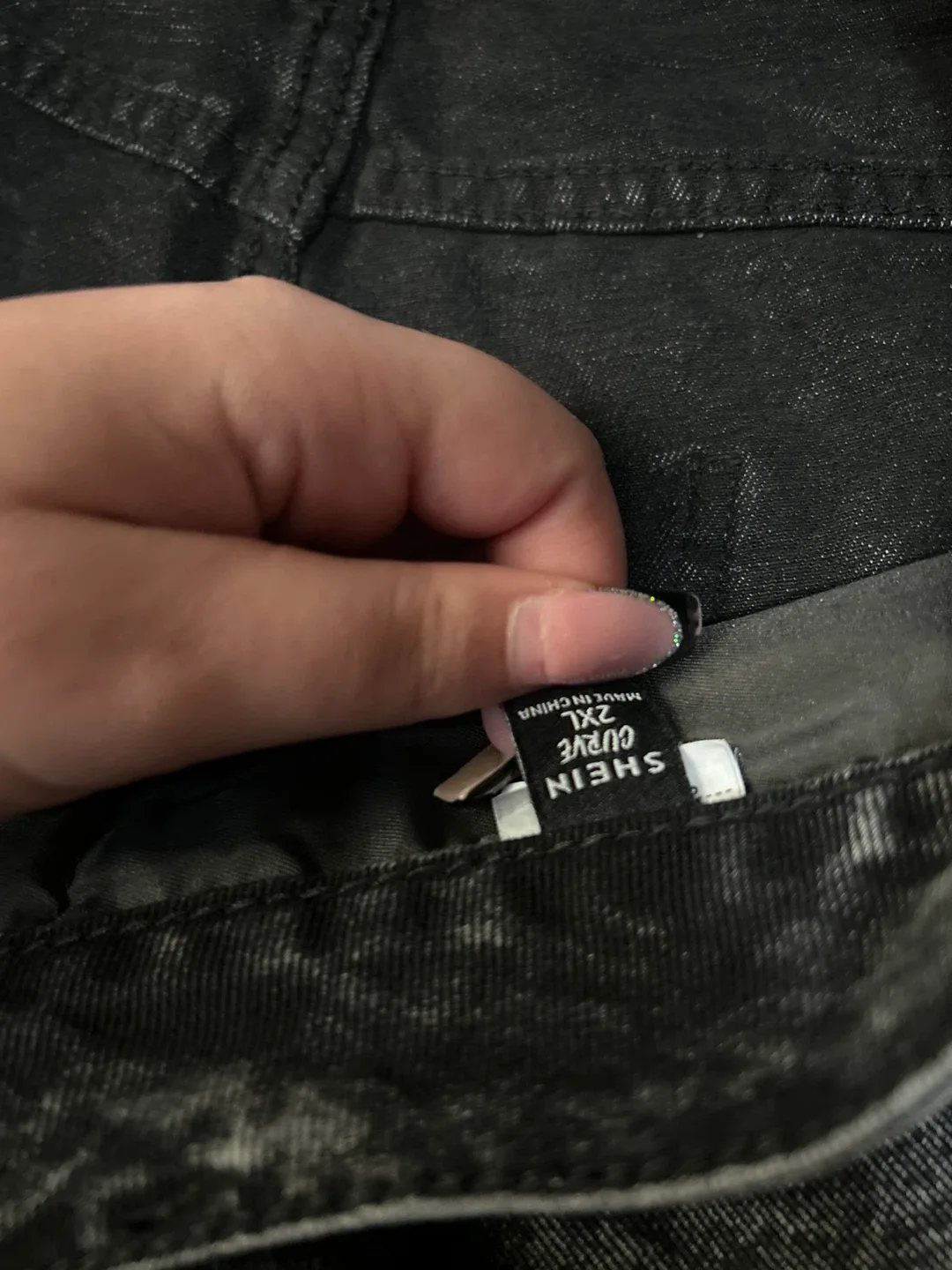 Shein Curve 2XL Denim Shorts image indicator(2)