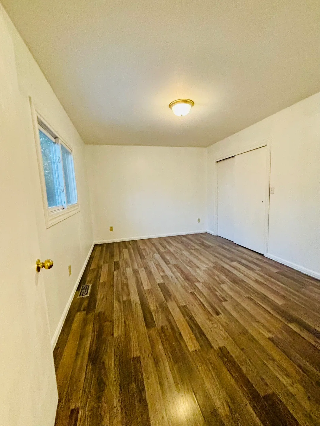 3 Bed+Den House for Rent in St Catharines image indicator(5)