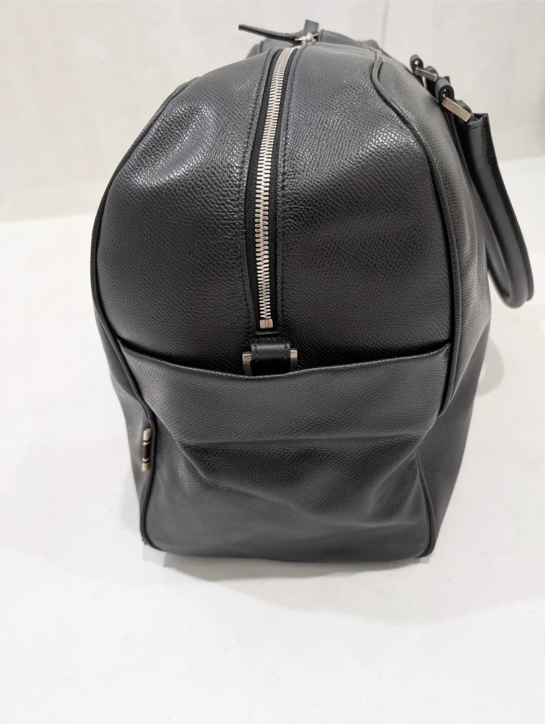 Salvatore Ferragamo Black Leather Duffle Bag image indicator(2)