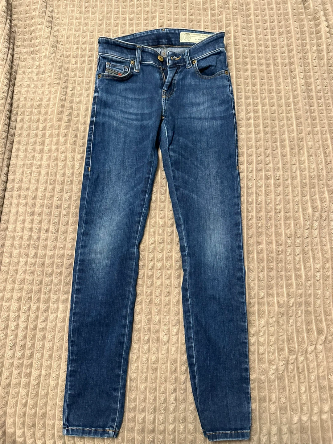 Diesel Slandy-Low Super Slim Skinny Jeans W24