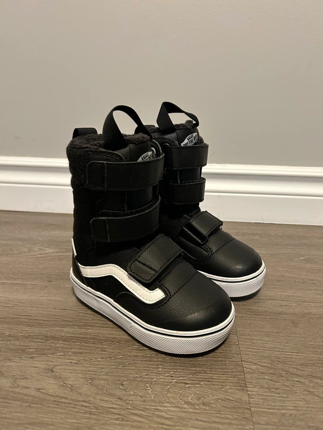 Vans Y JUVIE MINI Black/White Boots