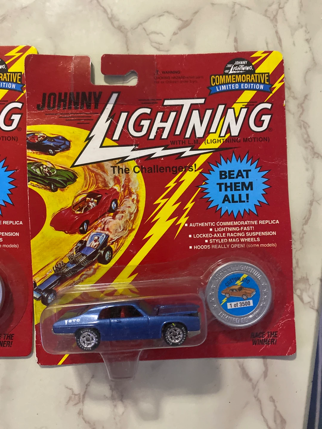 Johnny Lightning Diecast Cars - The Challengers - photo 2