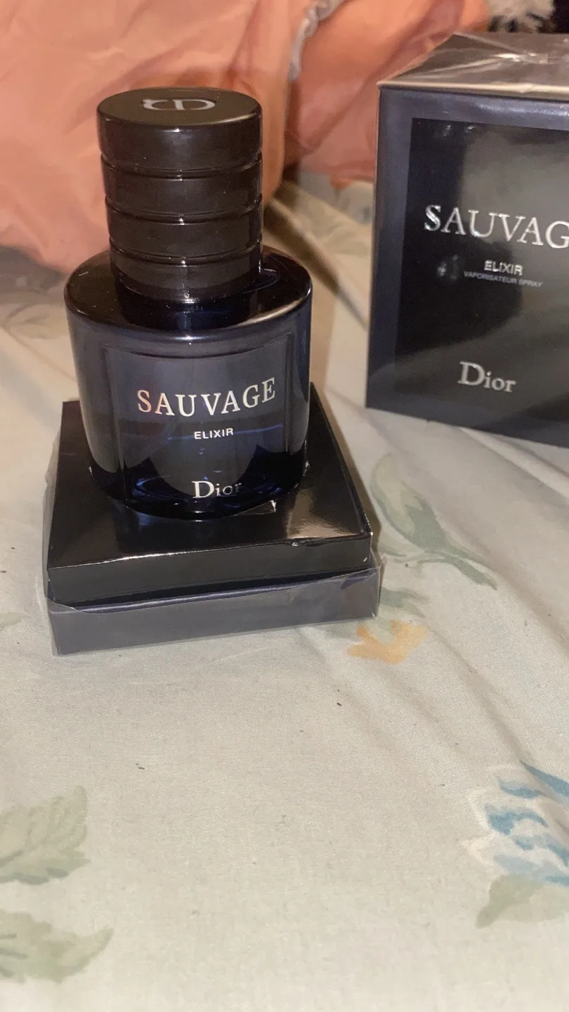 Dior Sauvage Elixir Vaporisateur Spray image indicator(4)