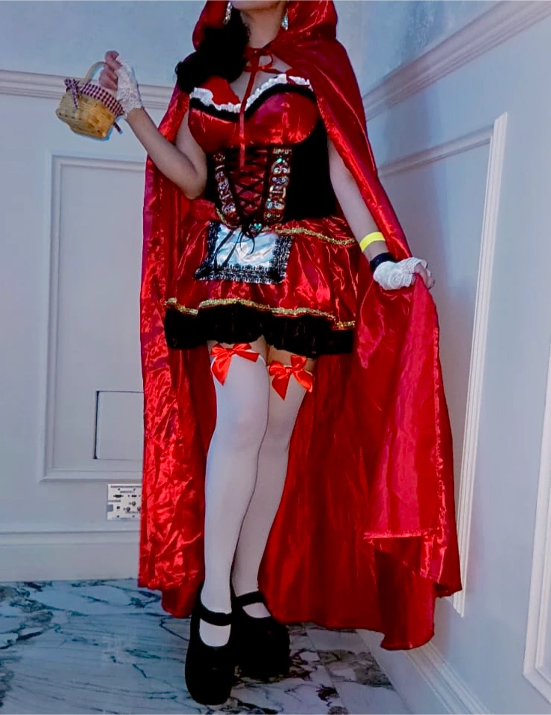Women's Little Red Riding Hood Costume -Medium
