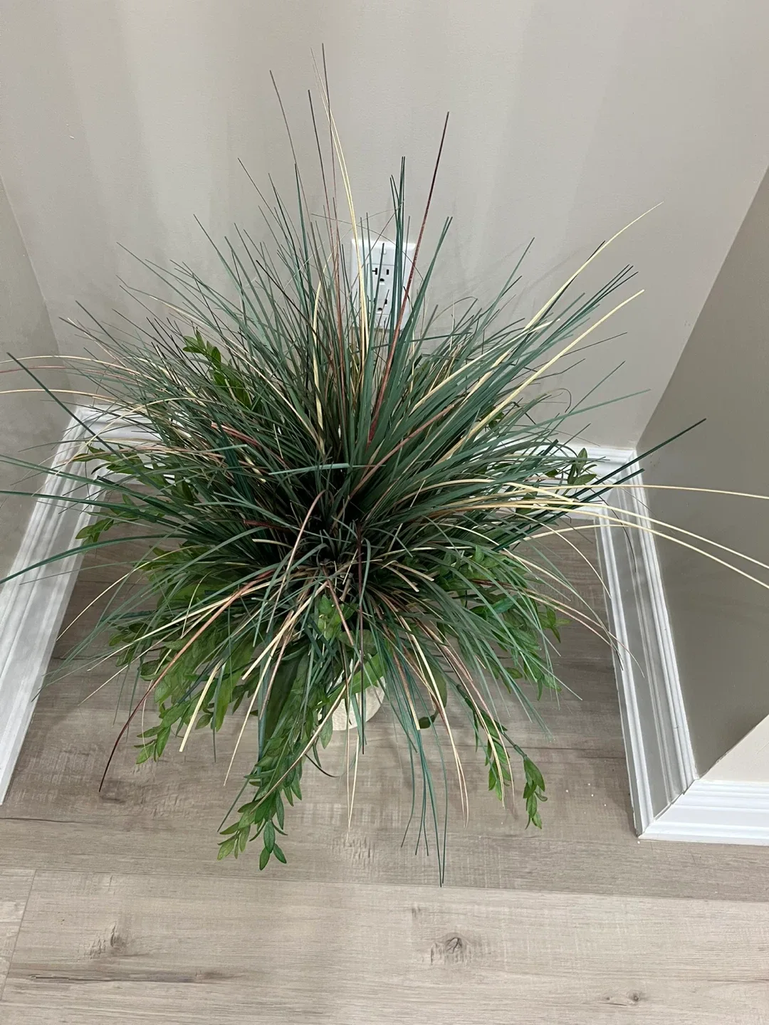 Artificial Grass Plant in Vase image indicator(2)