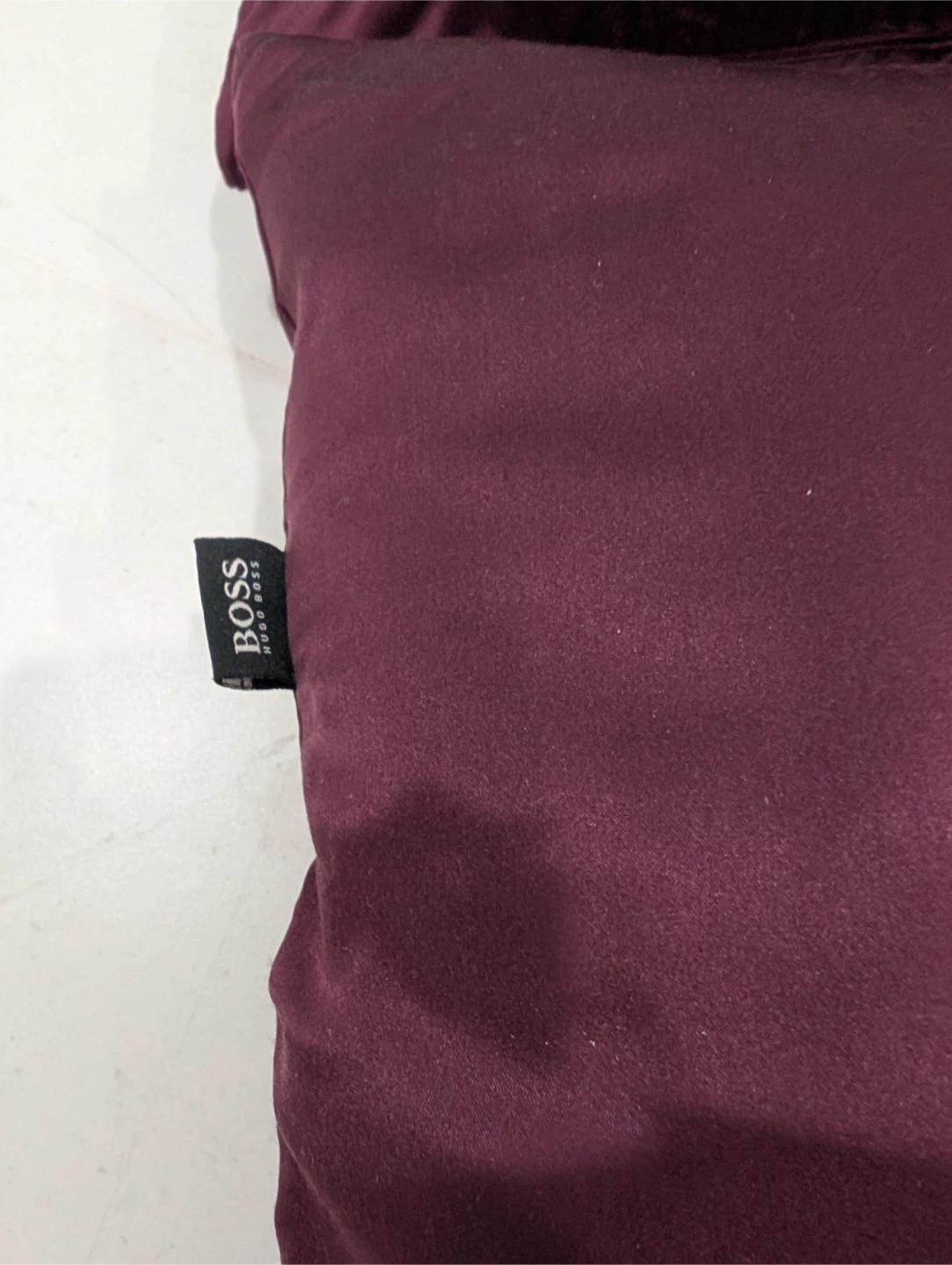 Hugo Boss Pillows - 16x20 in - Burgundy - photo 3