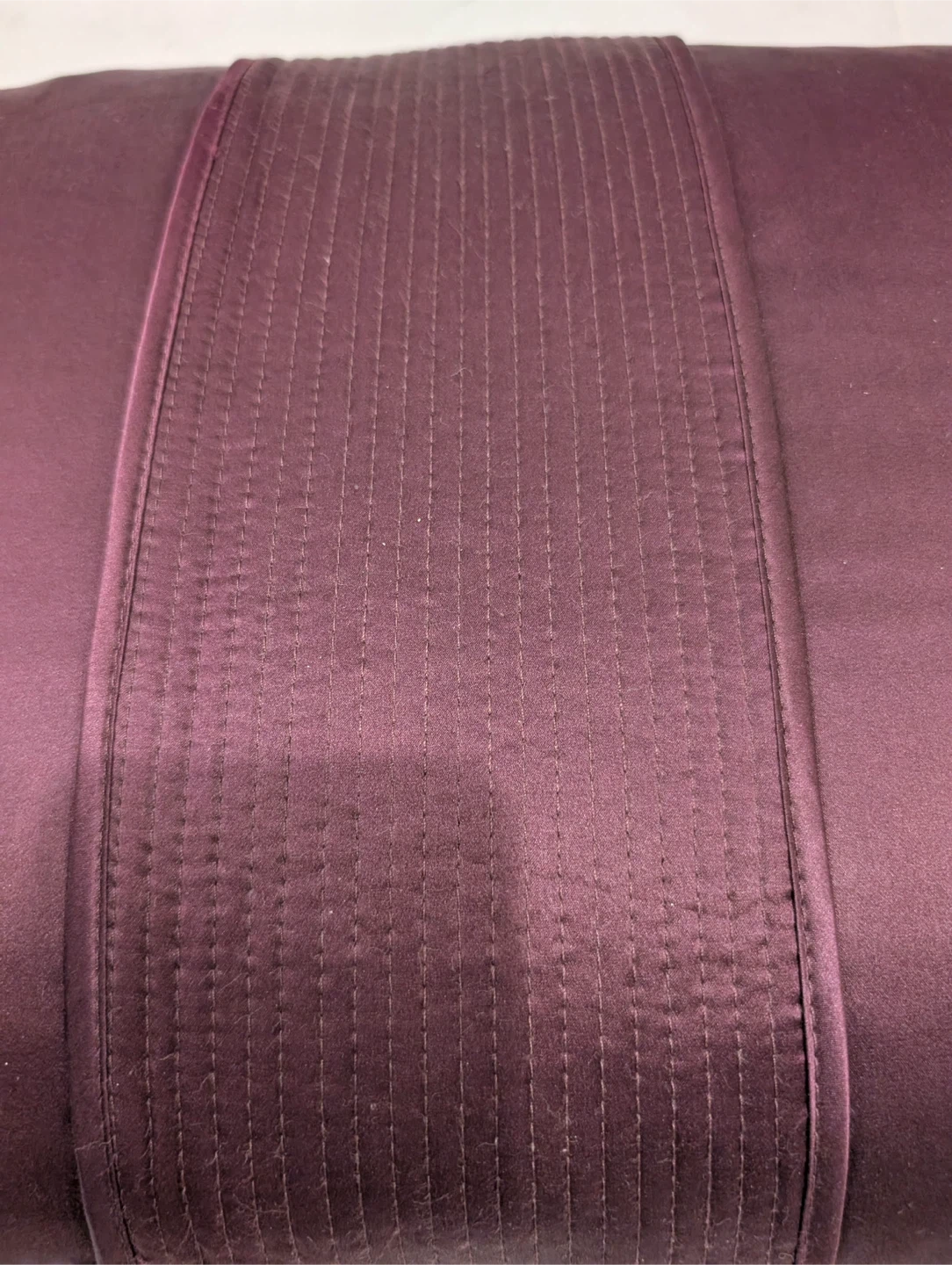 Hugo Boss Pillows - 16x20 in - Burgundy - photo 4