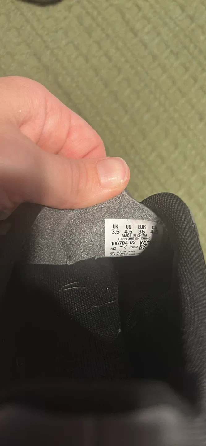 Puma Soccer Cleats - Size US 4.5 image indicator(3)