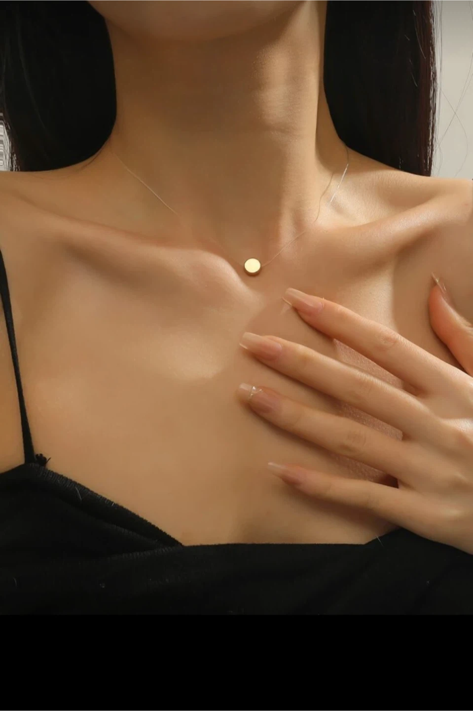 Gold Tone Minimalist Necklace