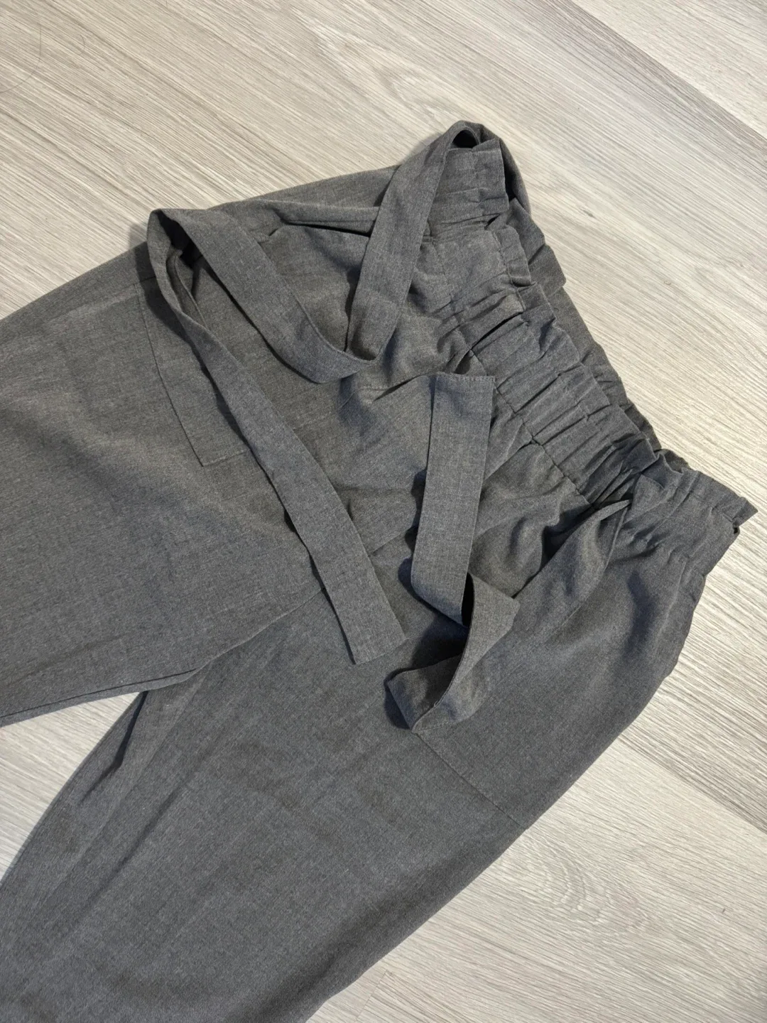 Grey Tie-Waist dressing pants image indicator(2)