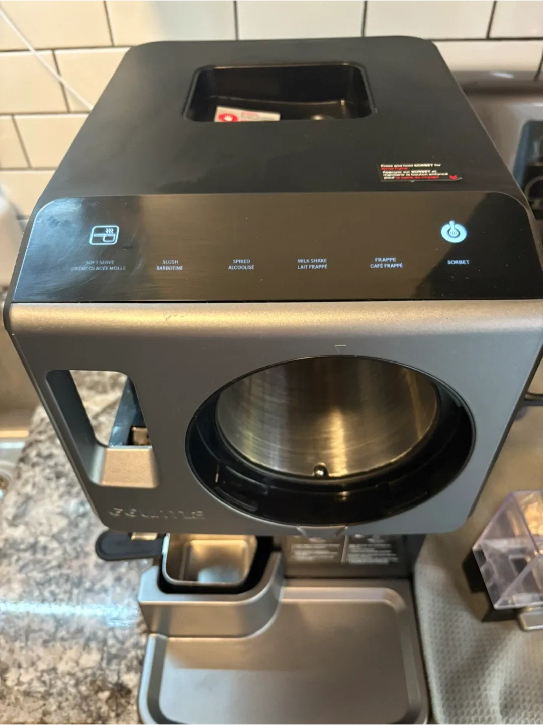 Gourmia Frozen Dessert Maker image indicator(7)