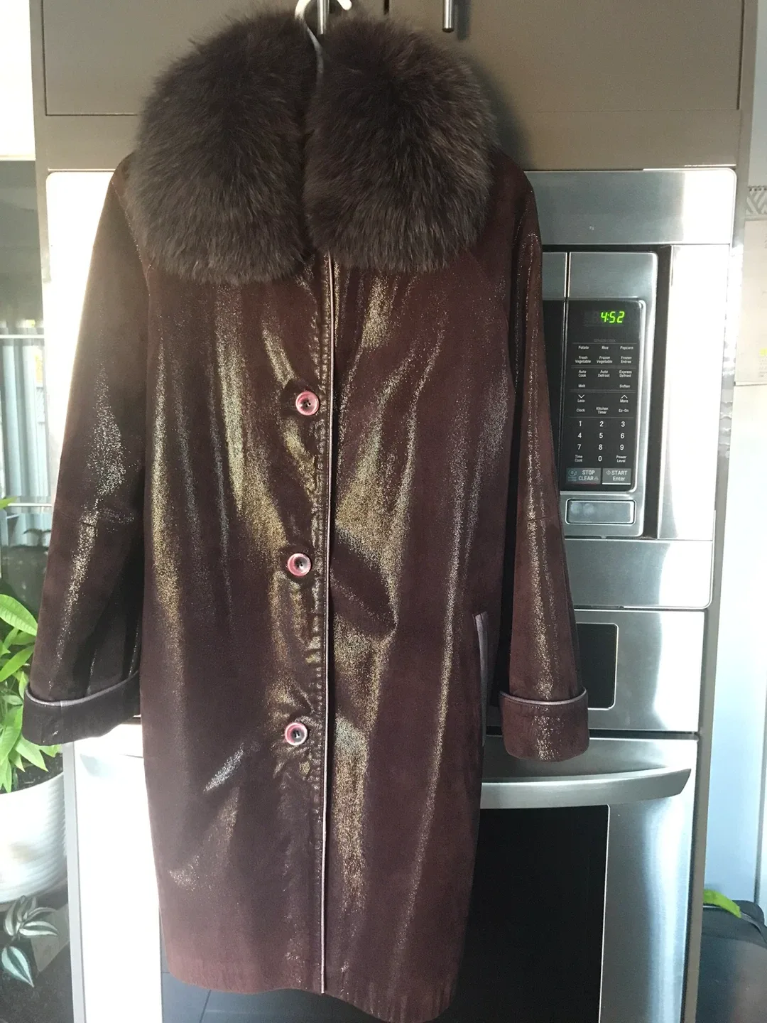 Ladies Genuine leather coat image indicator(2)