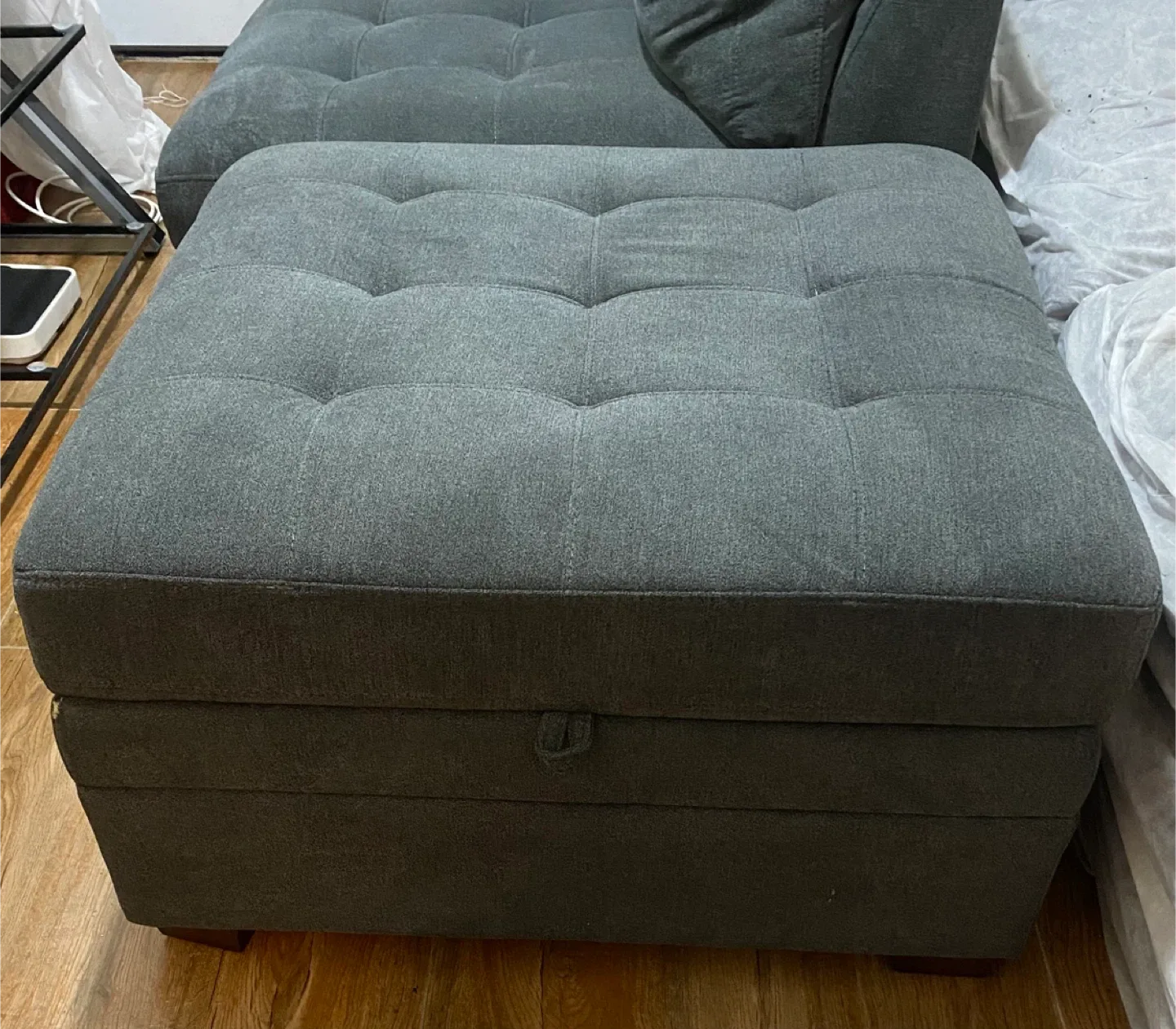 Gray Sectional Sofa with Storage Ottoman image indicator(4)