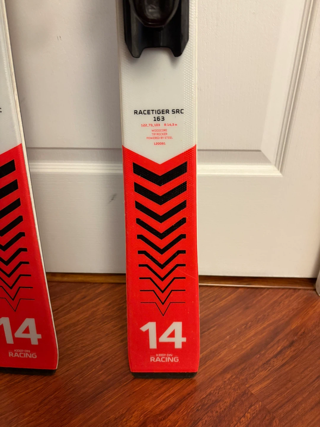 Volkl Racetiger SRC 163 Skis with Marker Motion 10.0 Bindings - photo 3