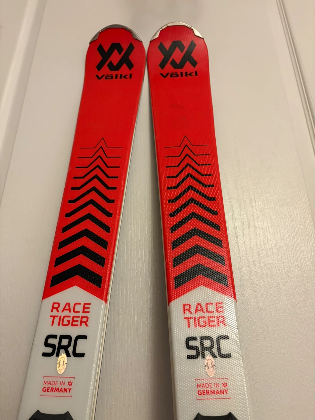 Volkl Racetiger SRC 163 Skis with Marker Motion 10.0 Bindings - photo 5