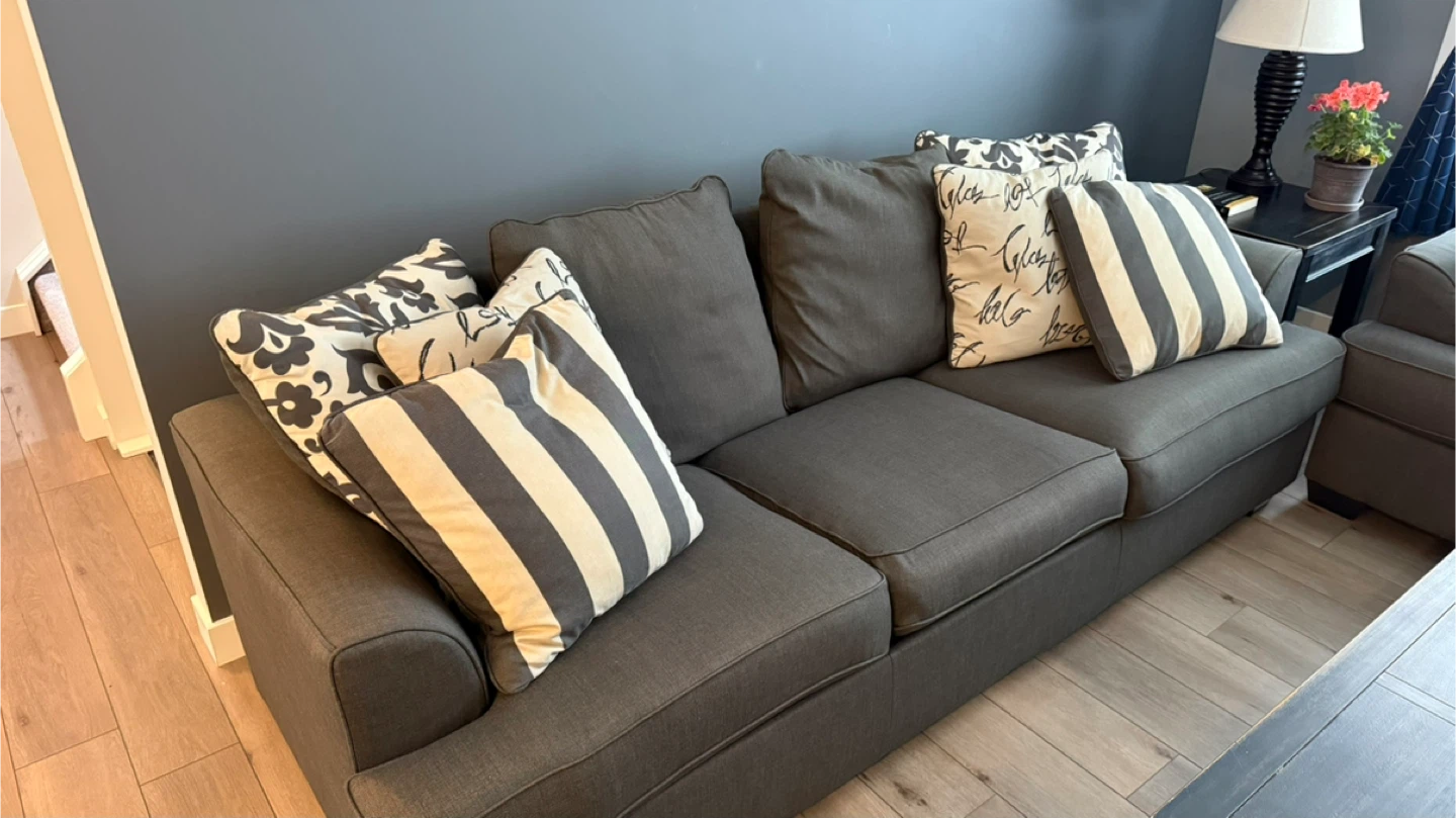 Living Room Set: Sofa, Loveseat, Armchair, End Table