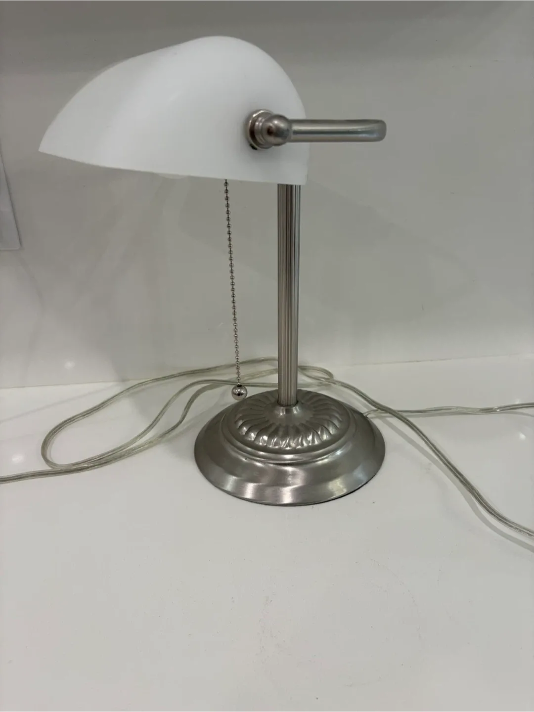 Banker's Desk Lamp - White & Silver image indicator(4)