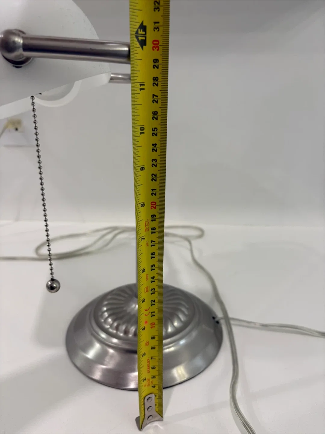 Banker's Desk Lamp - White & Silver image indicator(6)