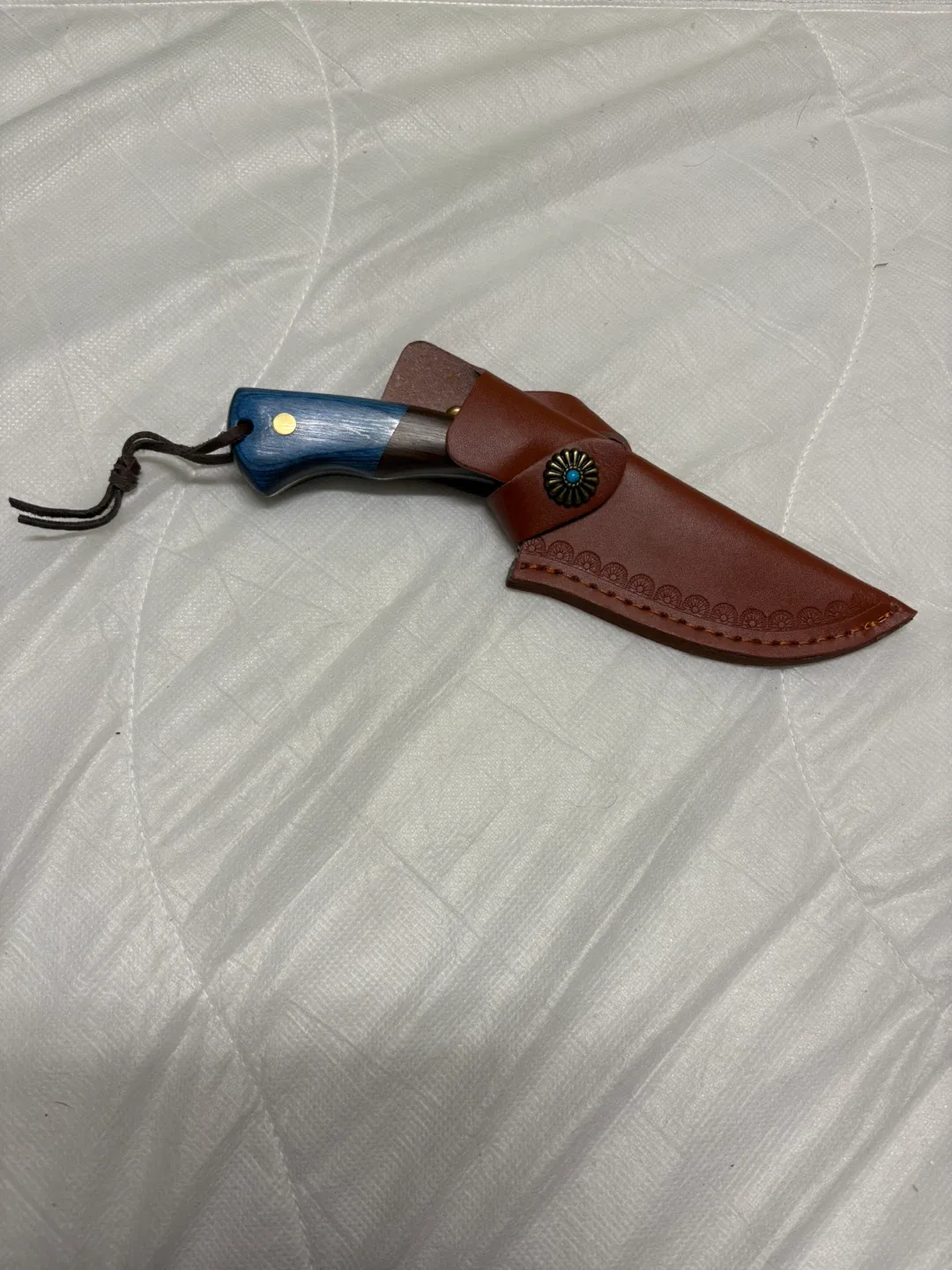 Handmade Hunting Knife with Leather Sheath image indicator(2)